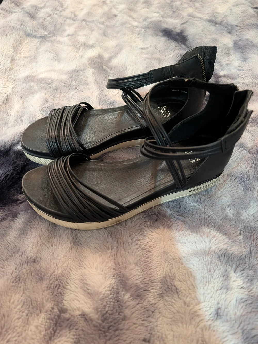 Eileen Fisher eileen fisher